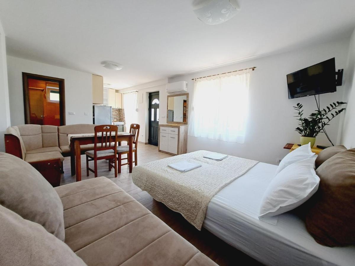 Apartments Blazevic Herceg Novi Buitenkant foto