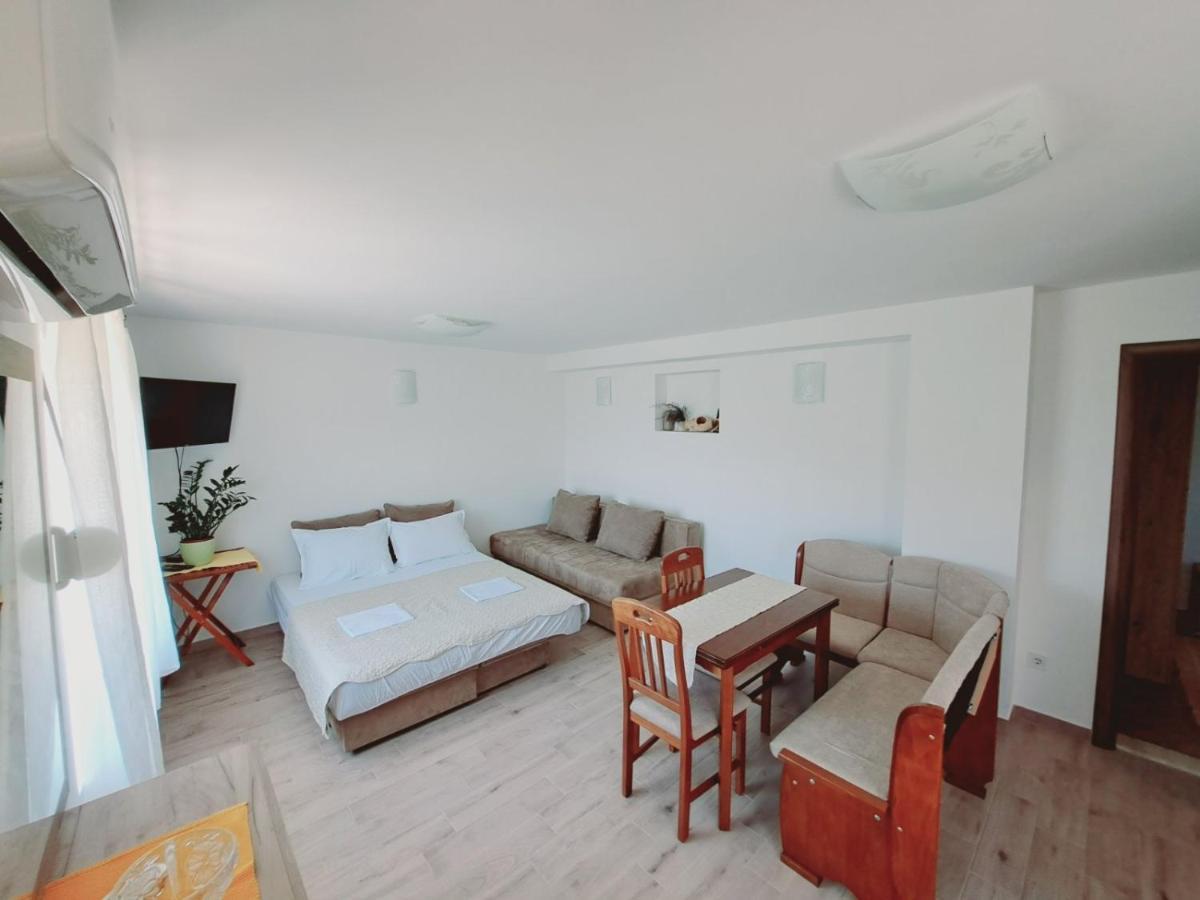 Apartments Blazevic Herceg Novi Buitenkant foto