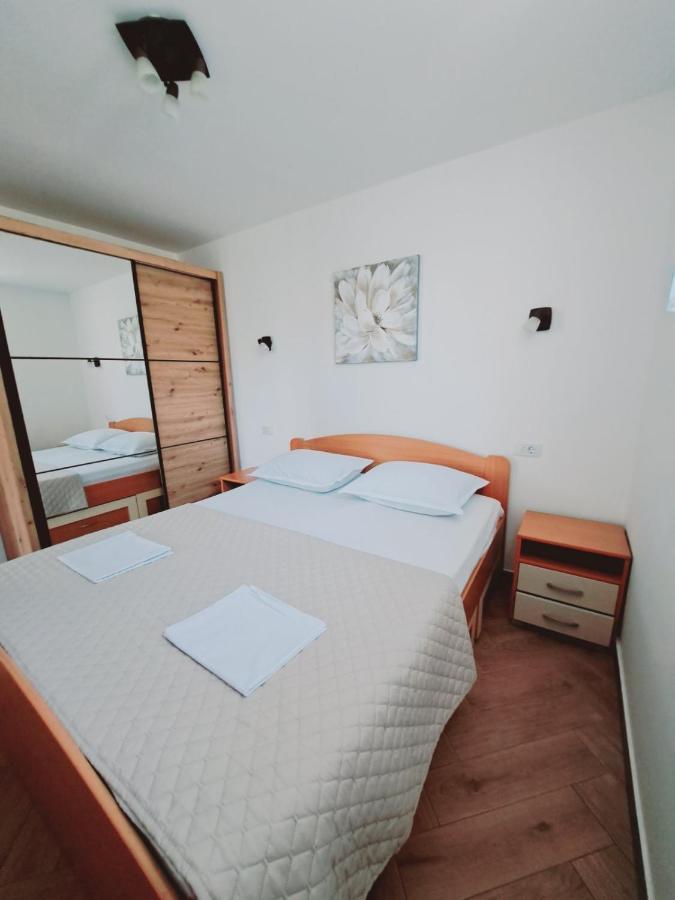 Apartments Blazevic Herceg Novi Buitenkant foto