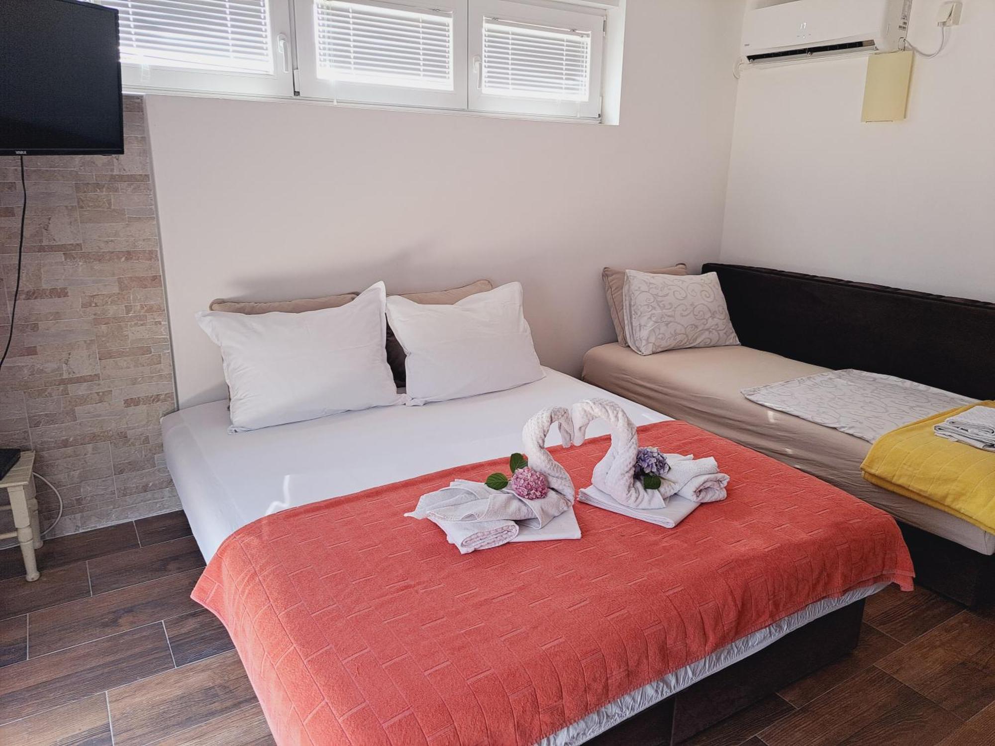 Apartments Blazevic Herceg Novi Kamer foto